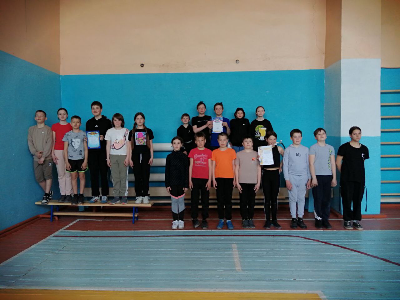 Соревнования по Пионерболу.